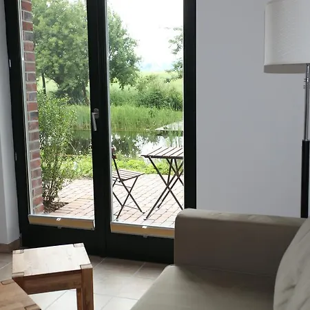 Lindenhof Gaestehaus & Hofcafe 3* קרננבורג