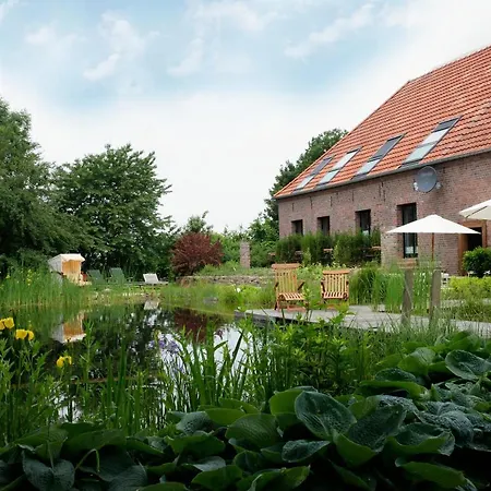 בית הארחה Lindenhof Gaestehaus & Hofcafe