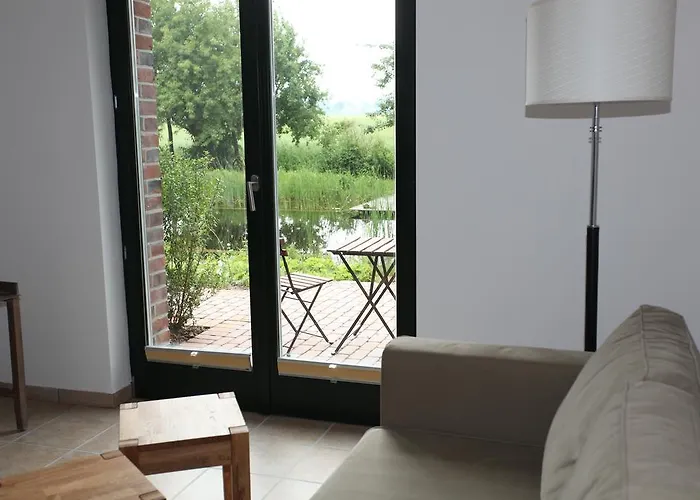 Lindenhof Gaestehaus & Hofcafe 3* 크라넨버그