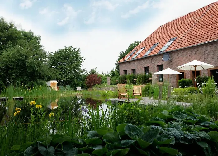 Gasthuis Lindenhof Gaestehaus & Hofcafe